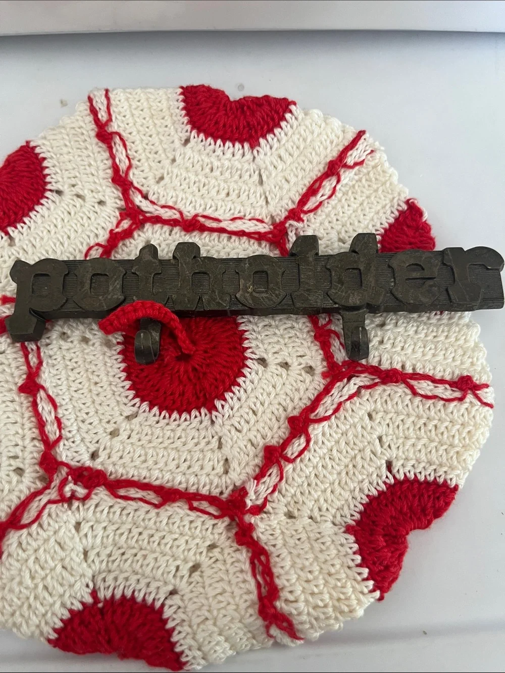 Vintage “potholder” Hook Magnet
